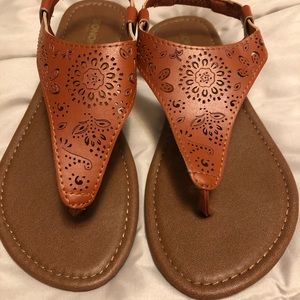 Sonoma sandals